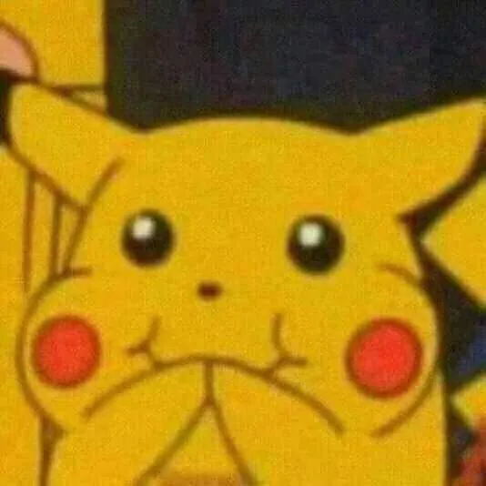 Pikachu áp tay lên má với đôi mắt long lanh, khung hình cắt sát làm phản ứng bất ngờ hiện rõ trên khuôn mặt