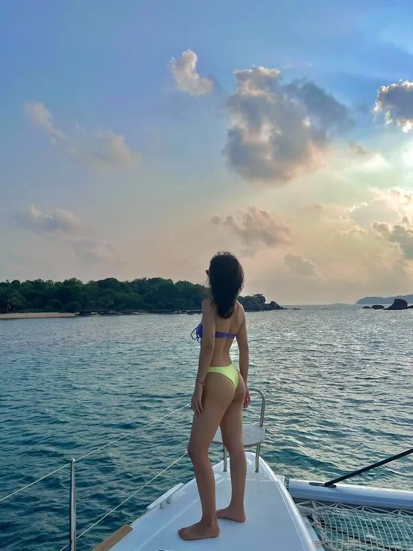 Anh Kha Ngan mac bikini sexy mang vibe bien nang dong 3