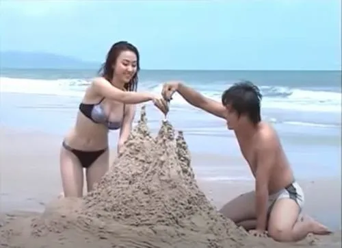 Anh Ngan Khanh mac bikini sexy nhe nhang ton voc dang can doi 4