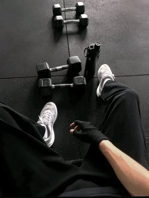 Anh trai tap gym dep danh cho ai me ve nam tinh khoe khoan va phong cach the thao truong thanh 3