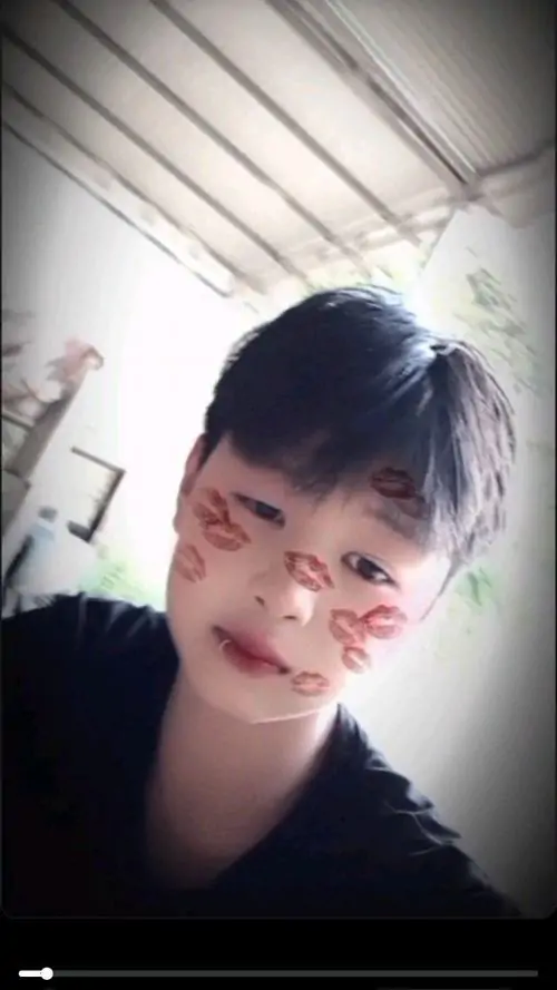 Bo anh trai 2014 ghi lai khoanh khac trong treo voi dong phuc gon gang va anh mat lanh loi 5