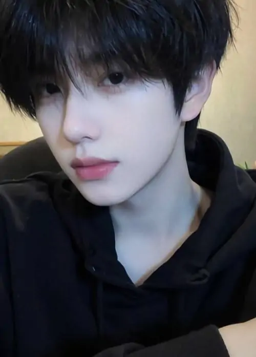 Bo suu tap hinh trai dep k6 noi bat nho goc nghieng cuon nu cuoi hien va style tre trung 14