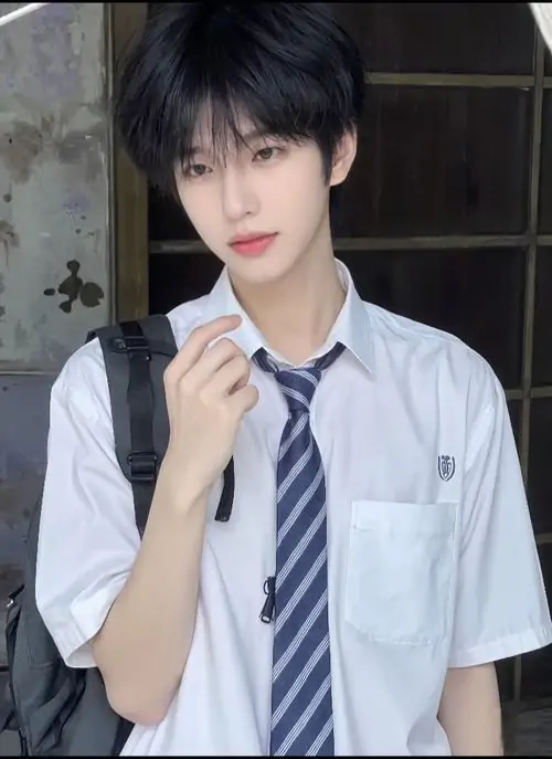 Bo suu tap hinh trai dep k6 noi bat nho goc nghieng cuon nu cuoi hien va style tre trung 6
