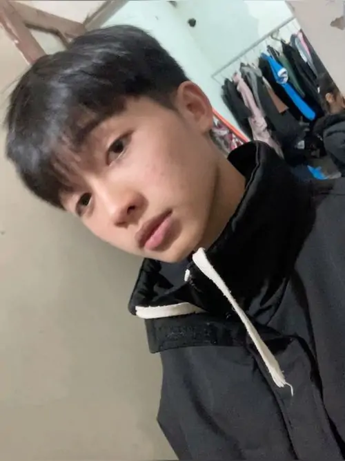 Gioi thieu nhung chang trai Viet 14 tuoi dep trai qua loat hinh anh doi thuong chan thuc 3