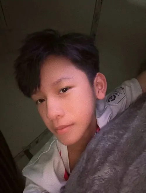 Gioi thieu nhung chang trai Viet 14 tuoi dep trai qua loat hinh anh doi thuong chan thuc 9
