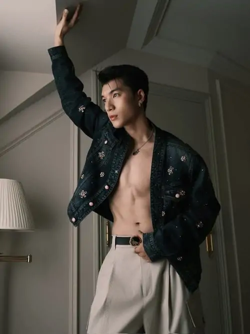 Hinh anh trai dep 6 mui Viet Nam danh cho nguoi thich ngam body san chac va than thai nam tinh 14