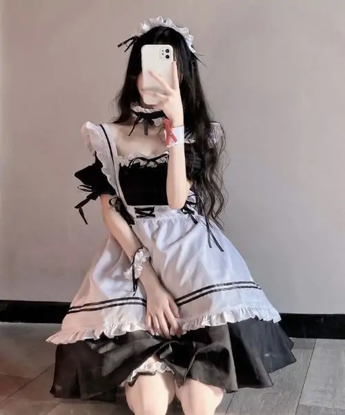 Hinh gai xinh phong cach maid mang ve dep Kawaii trang phuc chin chu va bieu cam dang yeu 13