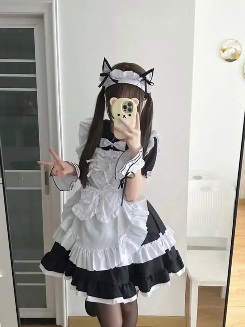 Hinh gai xinh phong cach maid mang ve dep Kawaii trang phuc chin chu va bieu cam dang yeu 5