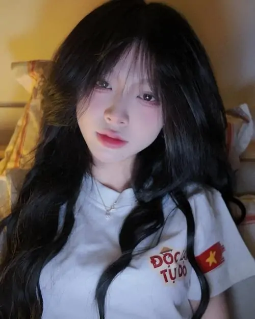 Hinh nu sinh trong treo mac dong phuc hoc duong Nhat Ban nu cuoi don tim va anh mat hut hon 4