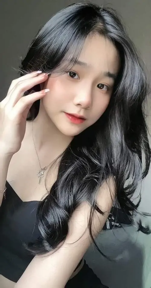 Hinh sac dep the gioi khoe ty le vang guong mat voc dang dong ho cat va anh sang sang trong 17