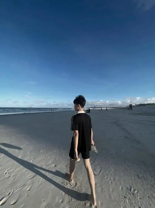 Kham pha anh trai dep 2006 voi mai toc bong guong mat sang va bieu cam rat de men 12
