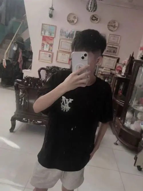 Kham pha anh trai dep 2006 voi mai toc bong guong mat sang va bieu cam rat de men 13