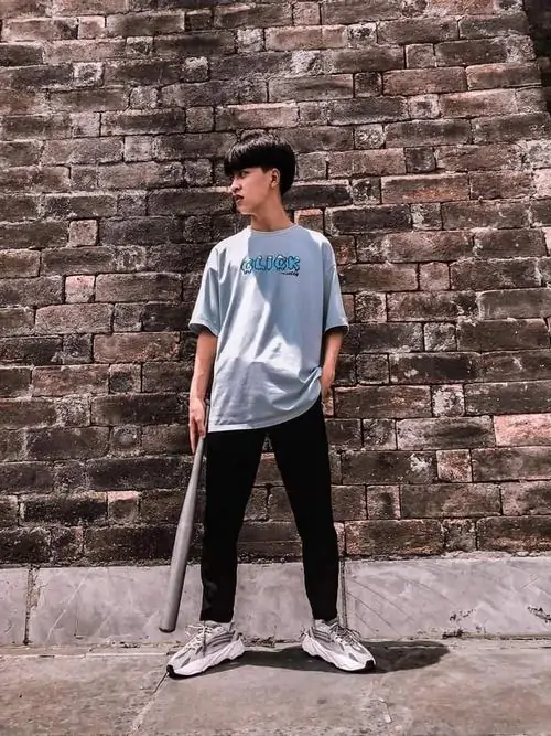 Kho anh trai dep 2k8 thu hut nguoi xem boi vibe tre trung goc chup ngau nhe va outfit hoc sinh hop mat 3