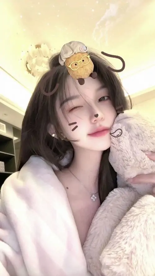 Loat Anh con gai trong sang phong cach Han Quoc bieu cam chu mo dang yeu khien nguoi xem tan chay 5