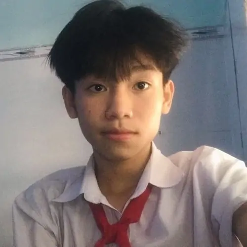 Ngam nhin trai Viet Nam 14 tuoi so huu khuon mat sang sua va phong thai tu tin 11