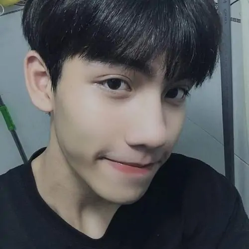 Ngam nhin trai Viet Nam 14 tuoi so huu khuon mat sang sua va phong thai tu tin 7