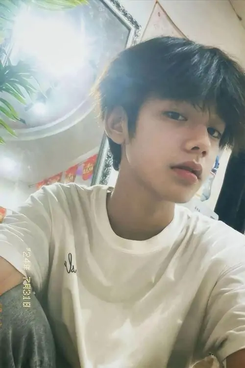 Tong hop anh trai dep 2k5 noi bat nho goc nghieng dep outfit gon va than thai tu tin 16
