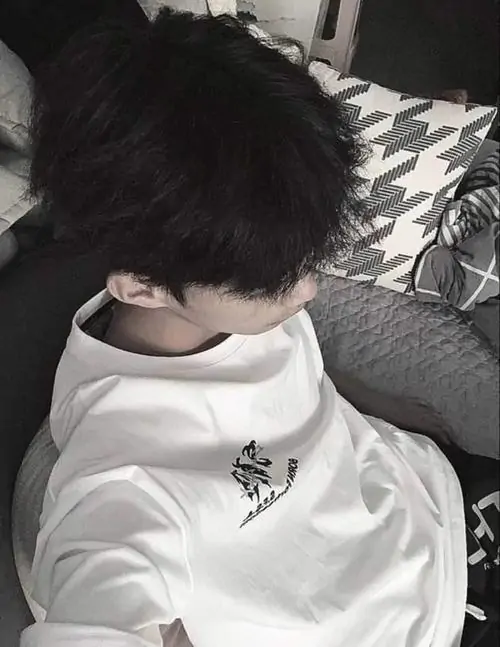 Tong hop anh trai dep 2k5 noi bat nho goc nghieng dep outfit gon va than thai tu tin 3