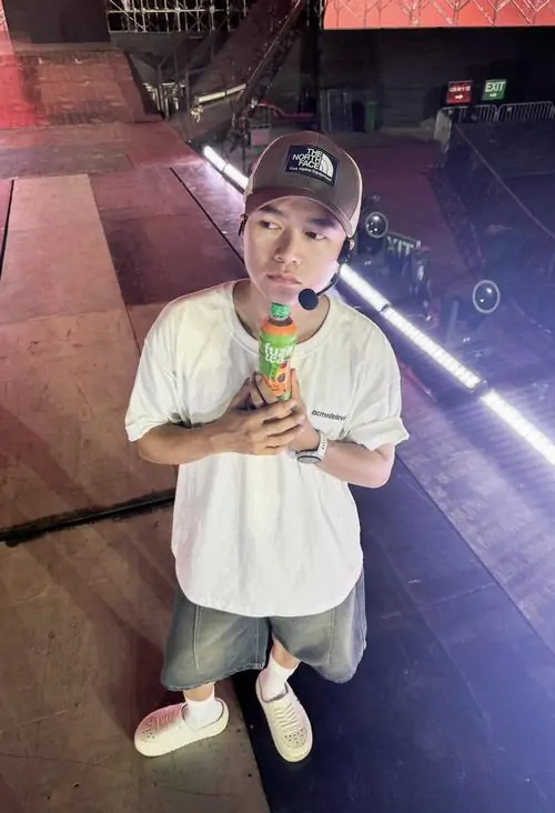 Tong hop anh trai dep 2k6 co visual sang outfit gon gang va than thai truong thanh vua du 1