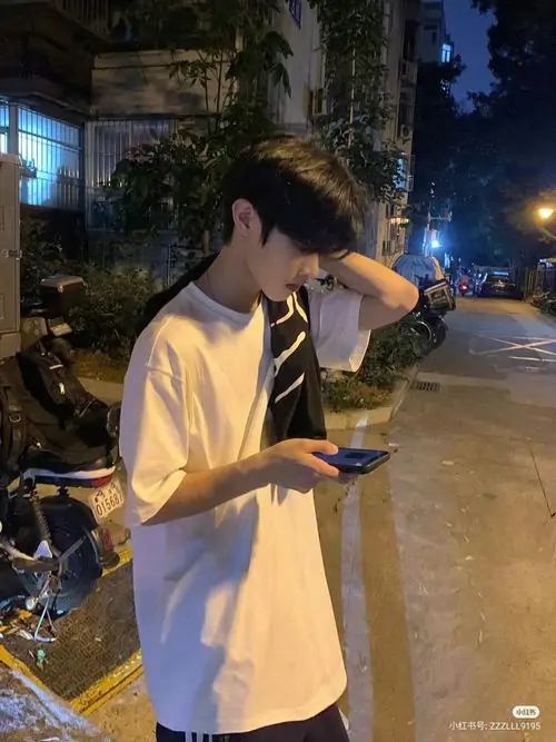 Tong hop anh trai dep 2k6 co visual sang outfit gon gang va than thai truong thanh vua du 14