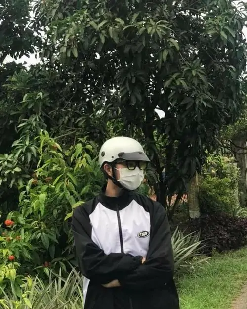 Trai dep 2k11 trong loat khoanh khac doi thuong nu cuoi hien va anh mat trong veo gay thien cam 2