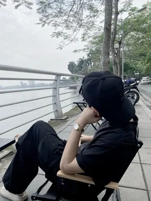 bst anh trai dep che mat phong cach duong pho lam hinh nen 12