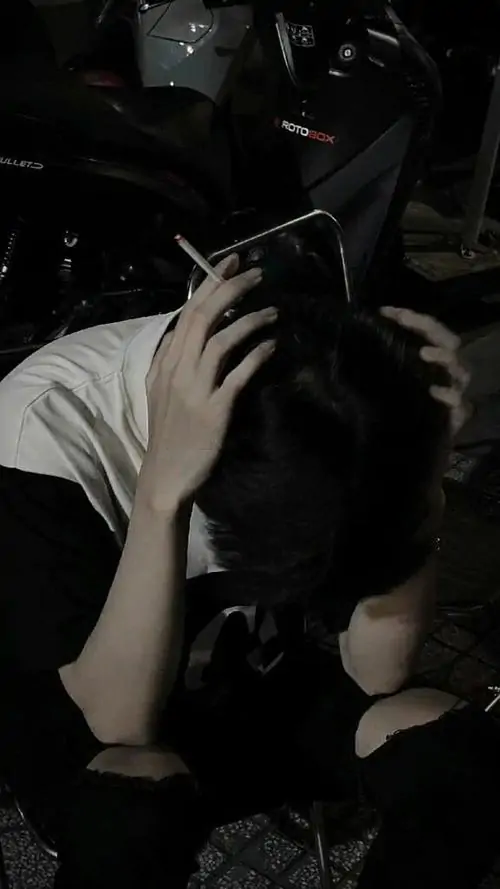 hinh anh trai xinh mac do chat che mat bi an 11