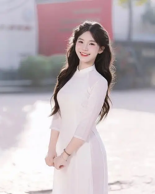 huong dan pose dang ao dai sen thanh lich 14