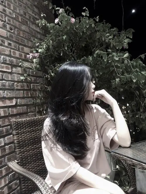ngam tron bo anh gai xinh che mat bi an cuon hut 10