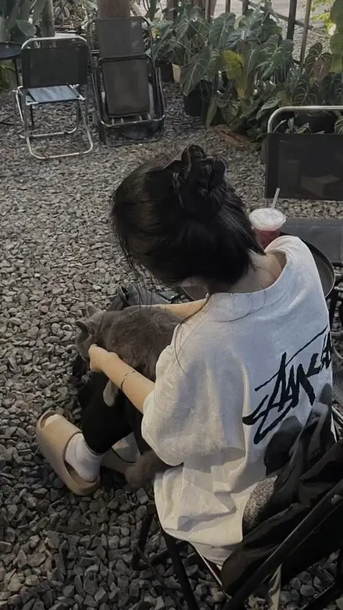 ngam tron bo anh gai xinh che mat bi an cuon hut 9