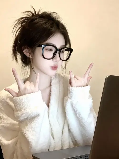 tuyen tap anh my nhan goc nghieng than thanh 21