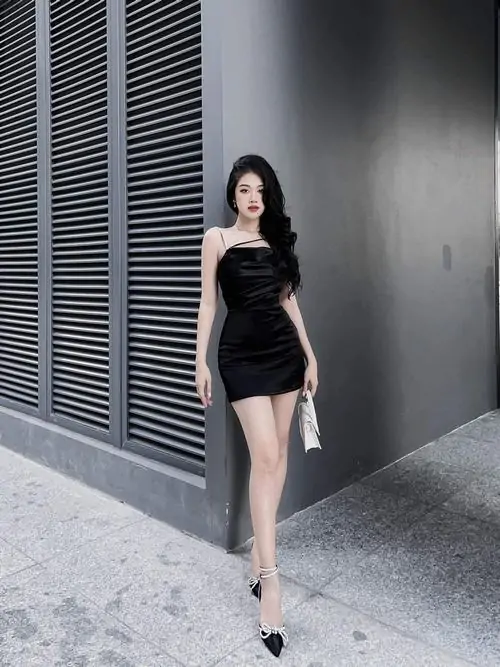 tuyen tap hinh nen hot girl dien dam den ngan cho dien thoai 1