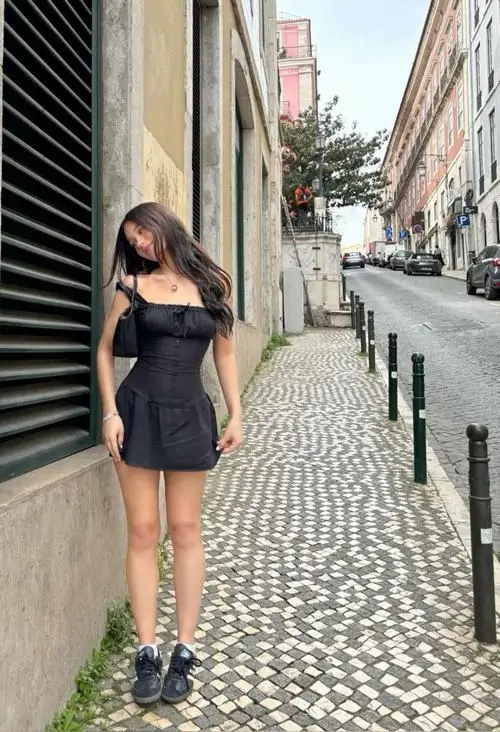 tuyen tap hinh nen hot girl dien dam den ngan cho dien thoai 4