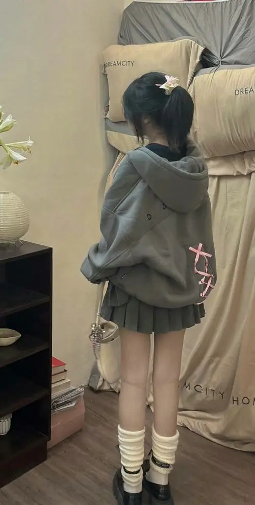 tuyen tap hinh nen hot girl che mat lam anh dai dien 6